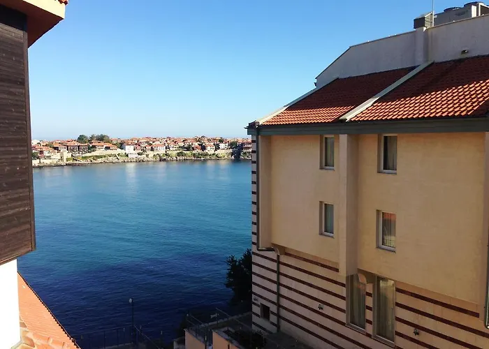 Parnasse Отель 3*